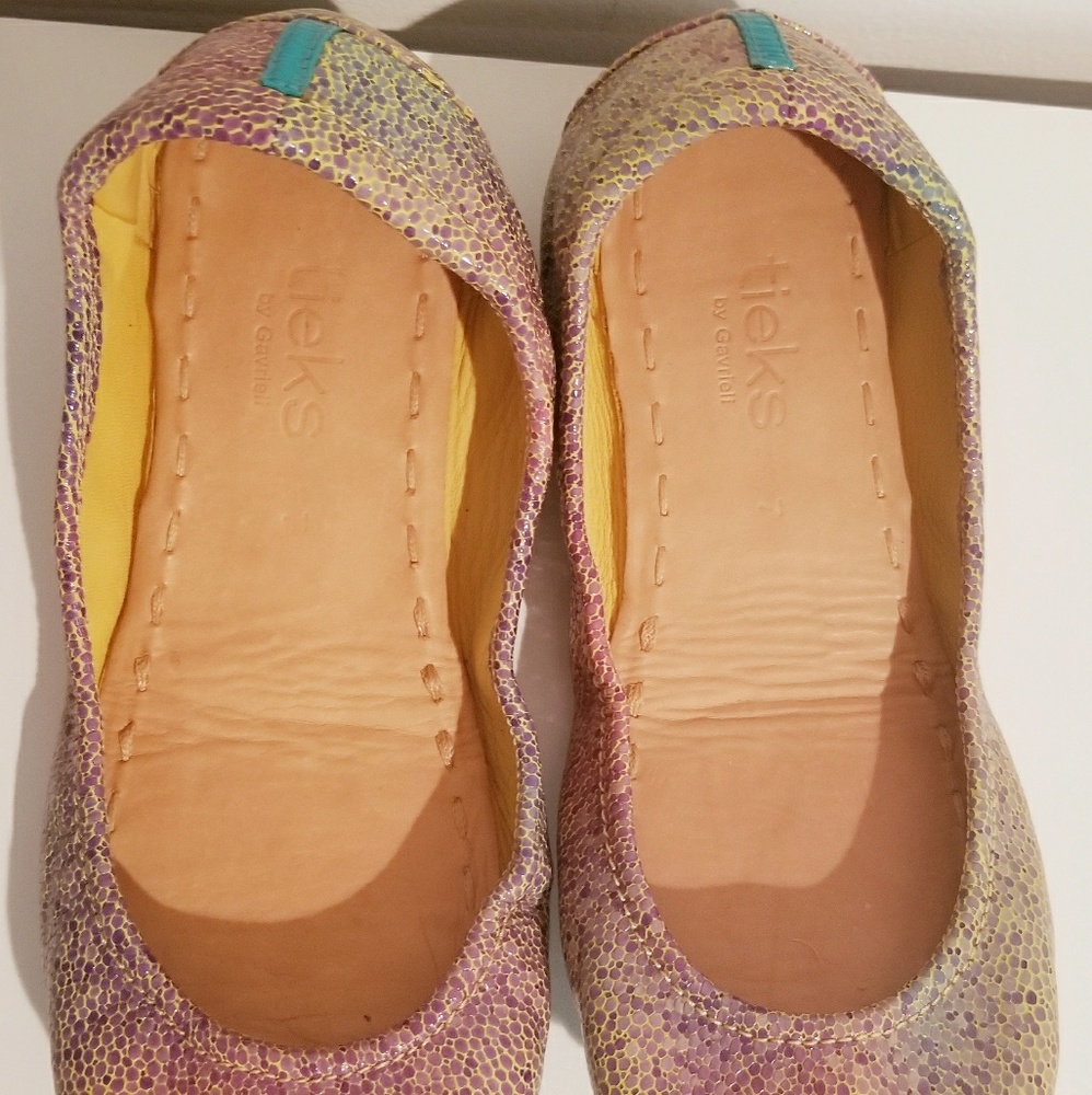 Toscani Tieks